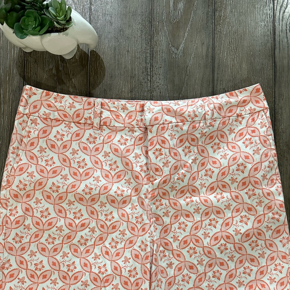 Jennifer Grace Shorts - Picture 2 of 8